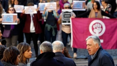 El alcalde de Pamplona pide ser "prudentes" con los encarcelados por agresión sexual y reflexiona sobre el "sinhogarismo"