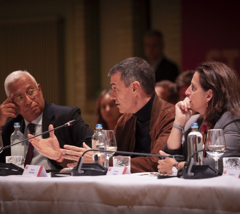 El Gobierno propone a la UE acabar con el cambio de hora estacional en 2026