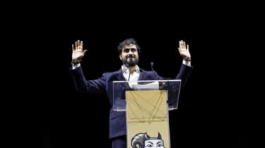 Alvise arranca su carrera a las generales apostando por deportaciones masivas y un referéndum de salida de la UE