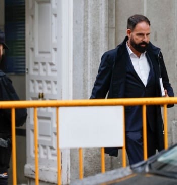 El PSOE insiste en que siempre se ha ajustado a la ley [...]