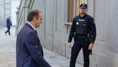 Bronca del juez a Ábalos: "Esto no es el Congreso, diga si va a declarar o no"