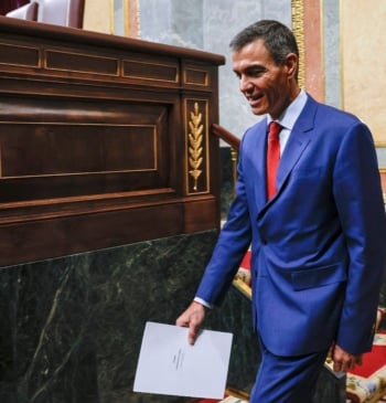 Moncloa se lanza a por el voto femenino con la diana en [...]