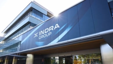 Indra supera los 7.500 millones de capitalización y sube más de un 150% en el año