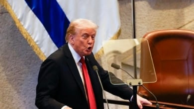 Trump pide el indulto para Netanyahu por sus casos de corrupción: "Puros y champán, ¿a quién le importa eso?"