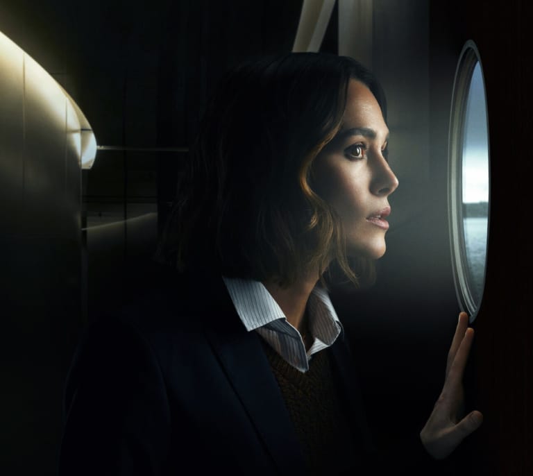 El final explicado de 'La mujer del camarote 10', la película que arrasa en Netflix