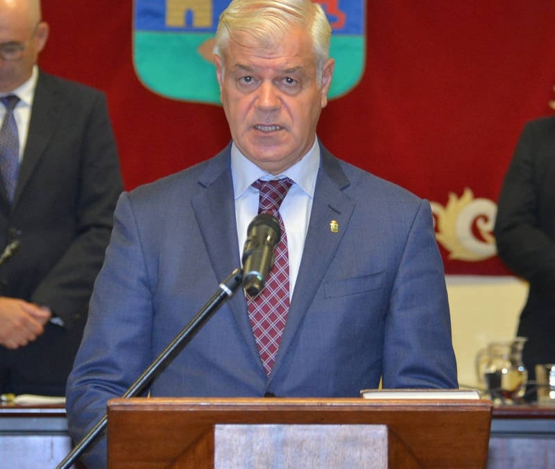 Milagro en El Hierro: PSOE y PP llegan a un acuerdo para gobernar juntos