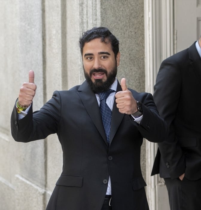 Alvise desafía a Vox desde Vistalegre en un primer paso electoral para [...]