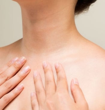 Adiós a las arrugas en el cuello: el remedio natural que se [...]