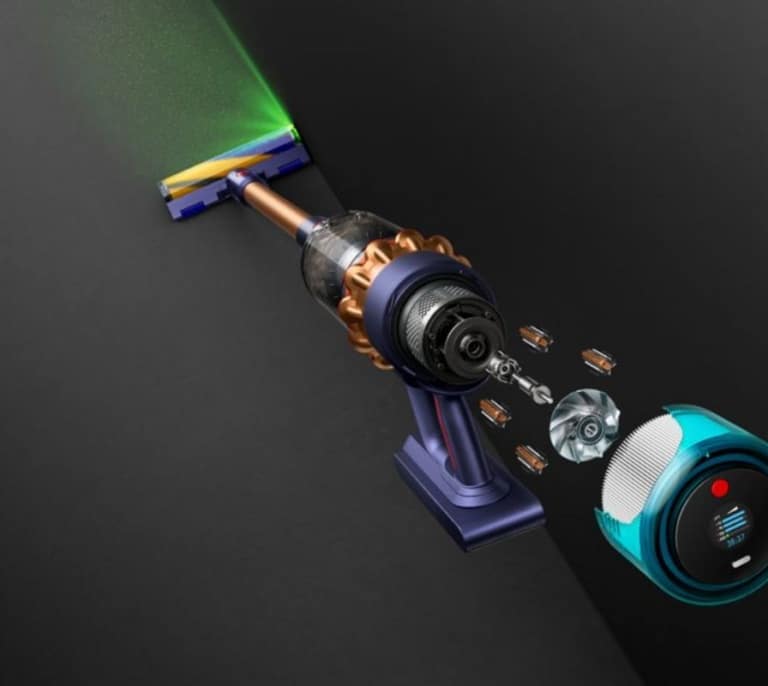 Este es el aspirador escoba que revela la suciedad invisible y que Dyson ha rebajado 150€