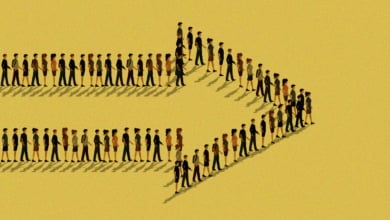 España crece, pero la riqueza se reparte  entre más: la renta media avanza la mitad que el PIB
