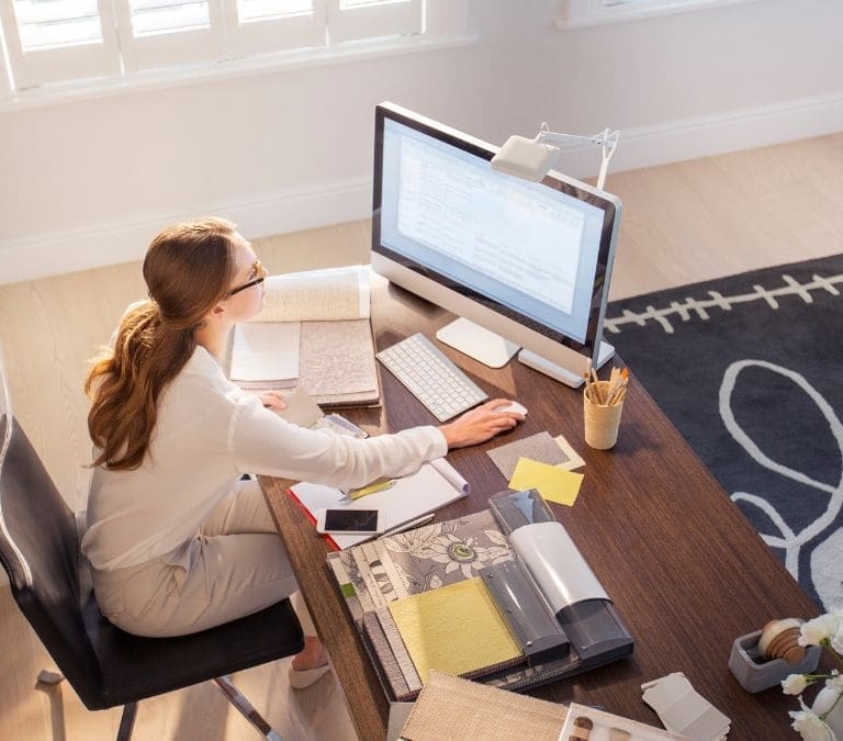 Los autónomos que trabajan en casa ya pueden deducirse el IRPF si viven de alquiler