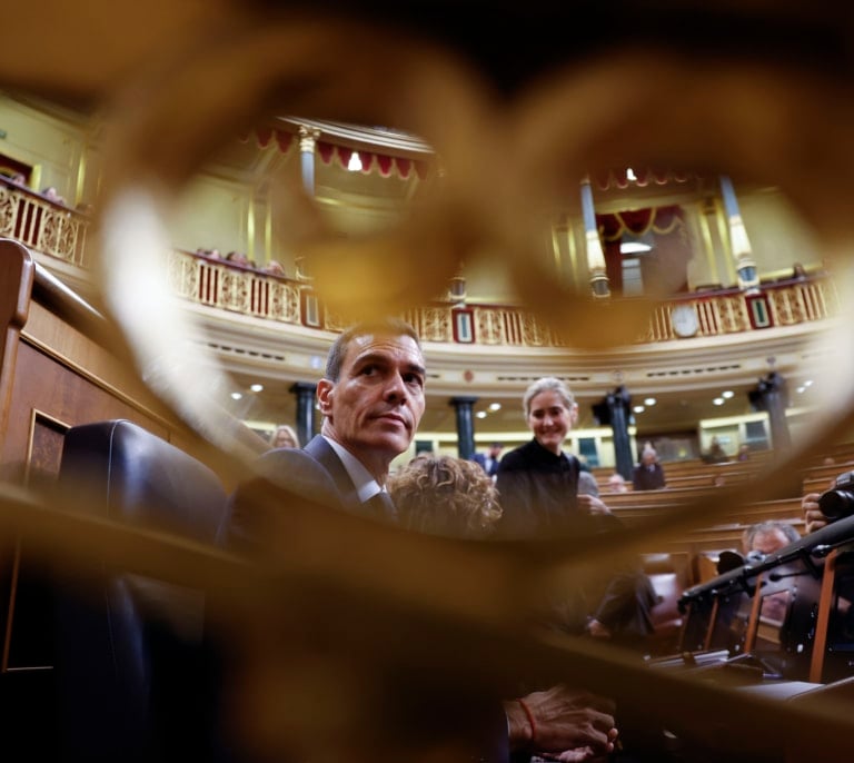 Sánchez afronta "tranquilo" un interrogatorio en el Senado que espera "duro" y "sucio" por parte del PP