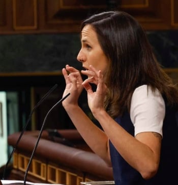 Podemos ya asume su 'aislamiento' en el Congreso si tumba el embargo [...]