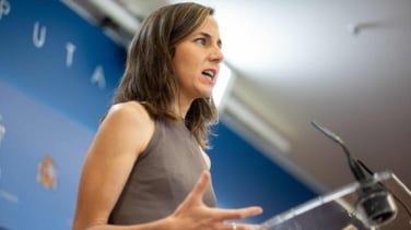 El órdago de Podemos se vuelve en su contra: ni atraen a IU ni rompen Sumar