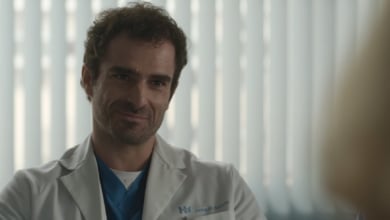 Quién es Borja Luna, el oncólogo que enamora y saca de quicio a Najwa Nimri en 'Respira'