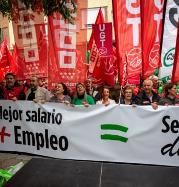 El Gobierno se sienta a negociar la subida de sueldo a los [...]