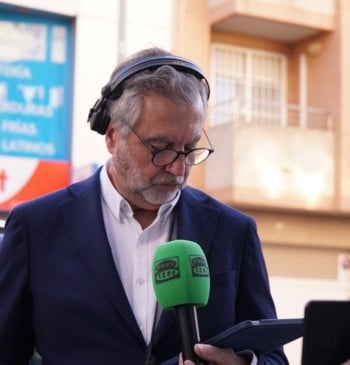 Carlos Alsina regresa a Valencia un año después de la DANA