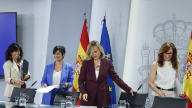 El Gobierno exige a Ayuso que cree ya el registro de objetores: "Machito es decir a las mujeres que aborten en otro sitio"
