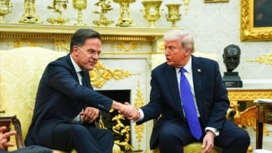 Trump castiga a Putin donde más le duele, el petróleo, para que se siente a negociar