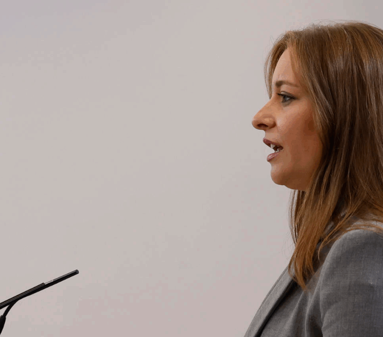 El PP vincula el "silencio atronador" del Gobierno y el PSOE tras el Nobel a María Corina Machado con los intereses de Zapatero