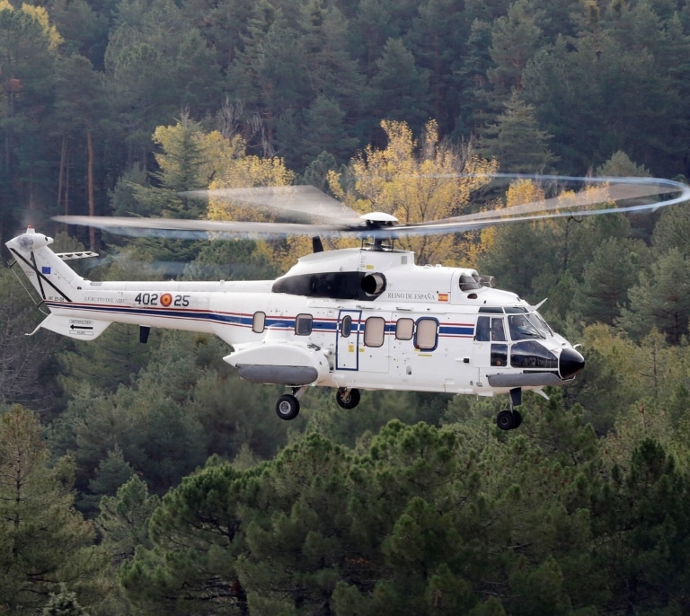 El Gobierno gastará hasta 239 millones en cambiar los helicópteros en los que viaja Pedro Sánchez