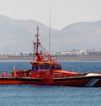Rescatan a 11 migrantes en una patera al sur de Formentera