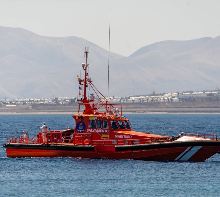 Rescatan a 11 migrantes en una patera al sur de Formentera