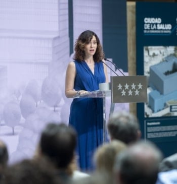 Ayuso 'gana' el premio Planeta