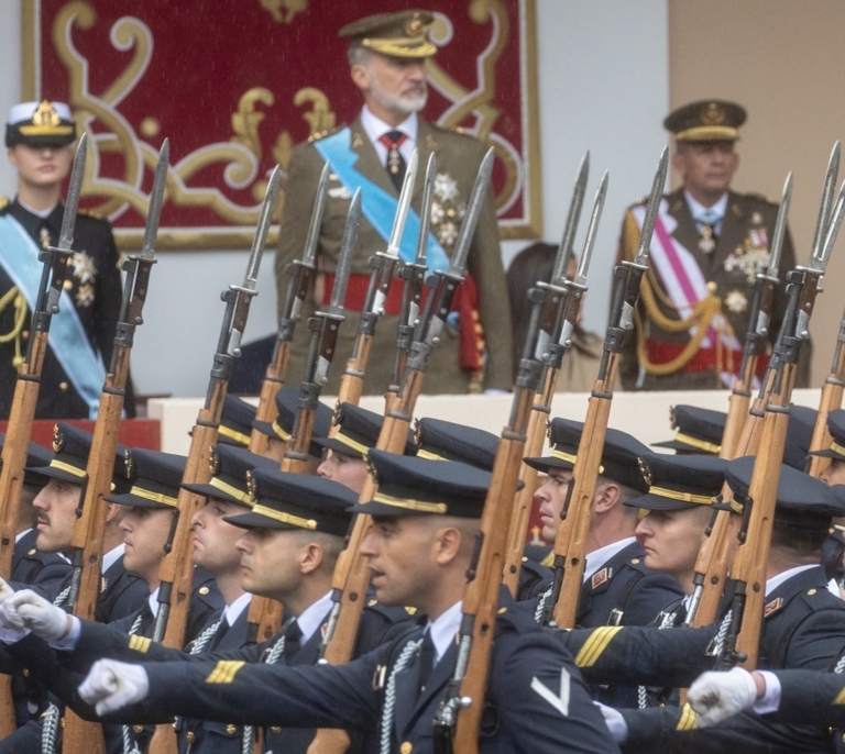 Leonor de alférez, la ausencia de la Patrulla Águila y el estreno de la Formación Mirlo: todo sobre el desfile del 12 de Octubre