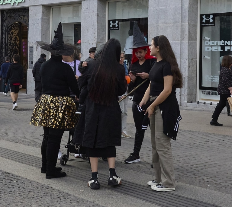 Planes para Halloween en España: guía completa de actividades y alojamientos
