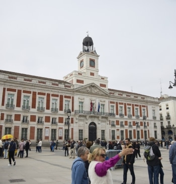 El "Francomodín" de Sánchez reabre la batalla con Ayuso por la sede [...]