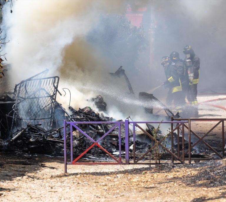 La explosión de una fabrica de bombas en Tennessee deja al menos 19 desaparecidos y varios muertos