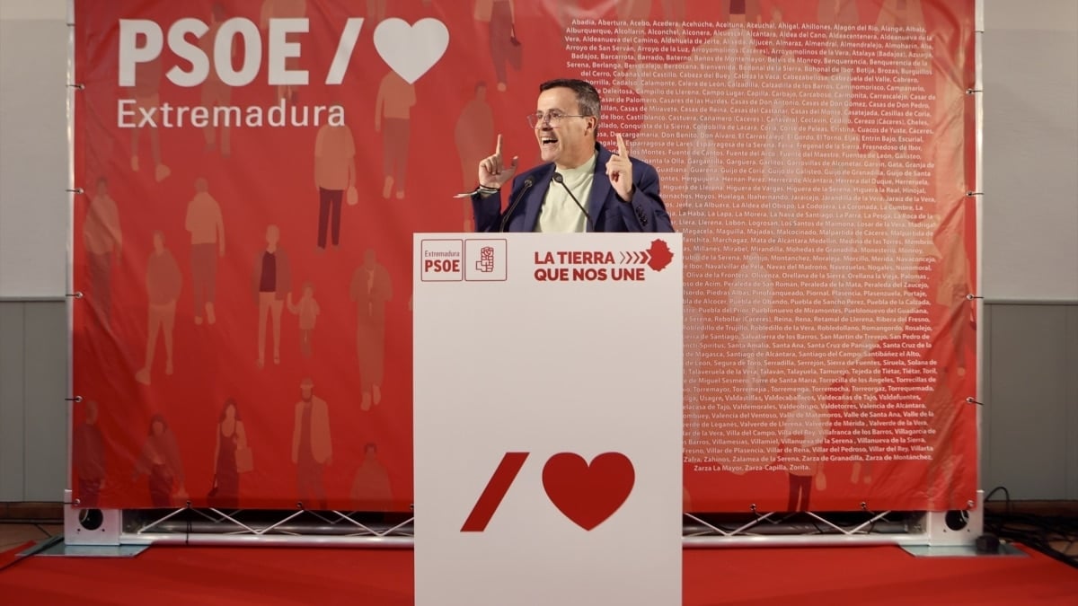 Gallardo recuerda que apoyó a Susana Díaz cuando la Diputación creó el puesto ocupó el hermano de Pedro Sánchez