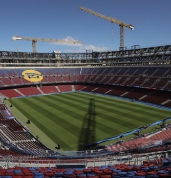 23.000 aficionados y un entrenamiento benéfico: así estrenará el Barça el nuevo [...]