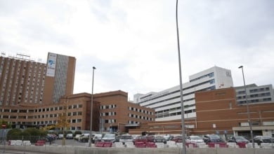 Tres heridos graves al volcar un coche en Fuenlabrada durante una persecución policial