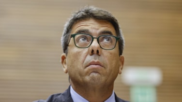 Mazón maneja sondeos internos que le dan 35 escaños y suma con Vox, que crece 4
