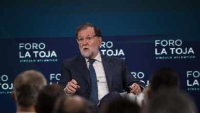Rajoy carga contra los populismos de extrema izquierda, extrema derecha y "extrema estupidez"