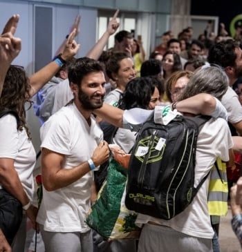Los liberados de la flotilla denuncian "torturas" durante su detención: “Nos apuntaron [...]