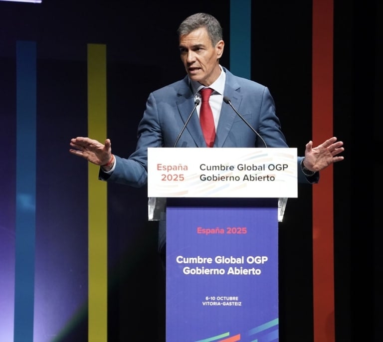 Sánchez, sobre la corrupción: "No hay que taparla ni silenciarla, como desgraciadamente hacen algunos"