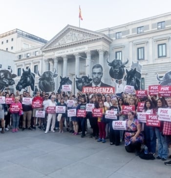 El Pacma 'cornea' al PSOE y a Sumar por el 'indulto' a [...]