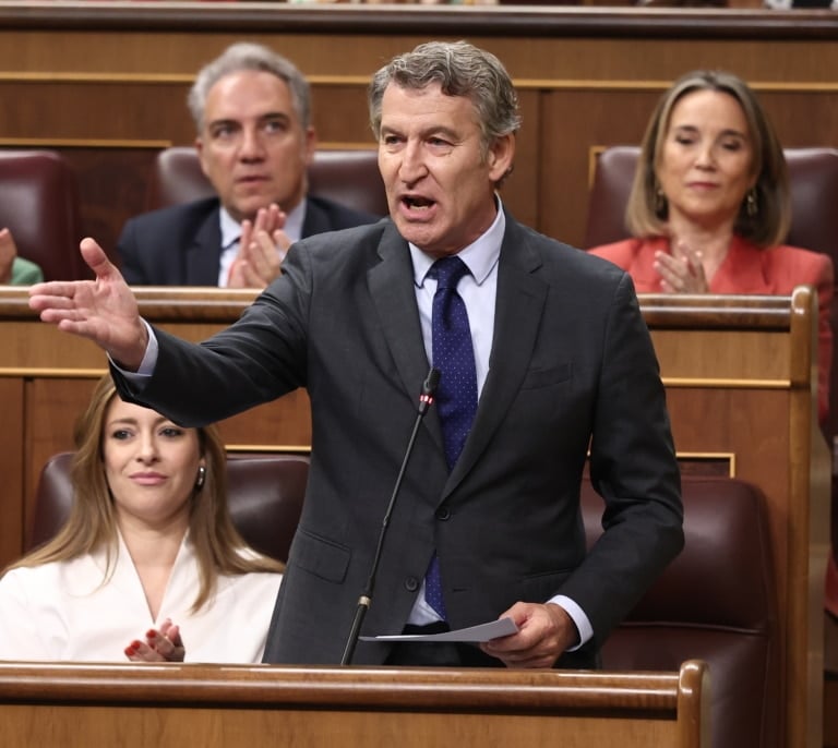 Feijóo sale al choque total y anuncia que llamará a Sánchez a la comisión del 'caso Koldo' en el Senado este mes