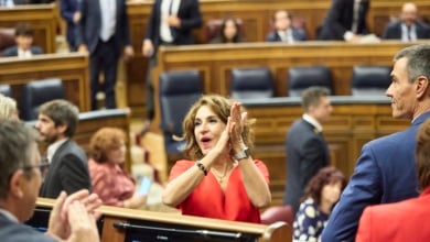 Negociación de infarto, un error y una luna de miel: cómo el Gobierno salva dos votaciones claves