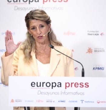 Yolanda Díaz ampliará a 10 días el permiso por fallecimiento y creará [...]