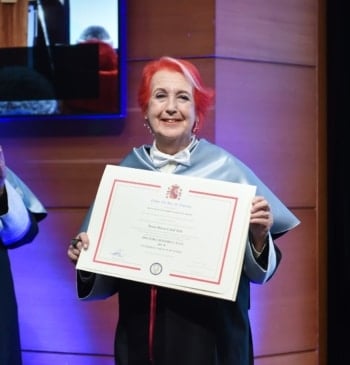 Rosa María Calaf: "Mentir es fácil y barato; contrastar es difícil y [...]