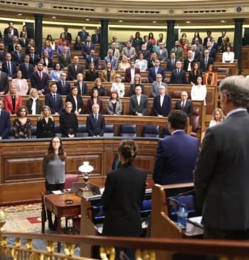 Feijóo reitera las acusaciones de "mentira" pero Sánchez rechaza el choque por [...]