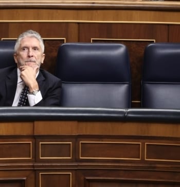 Marlaska se posiciona junto a Bildu sobre la "preocupación" por una condena [...]