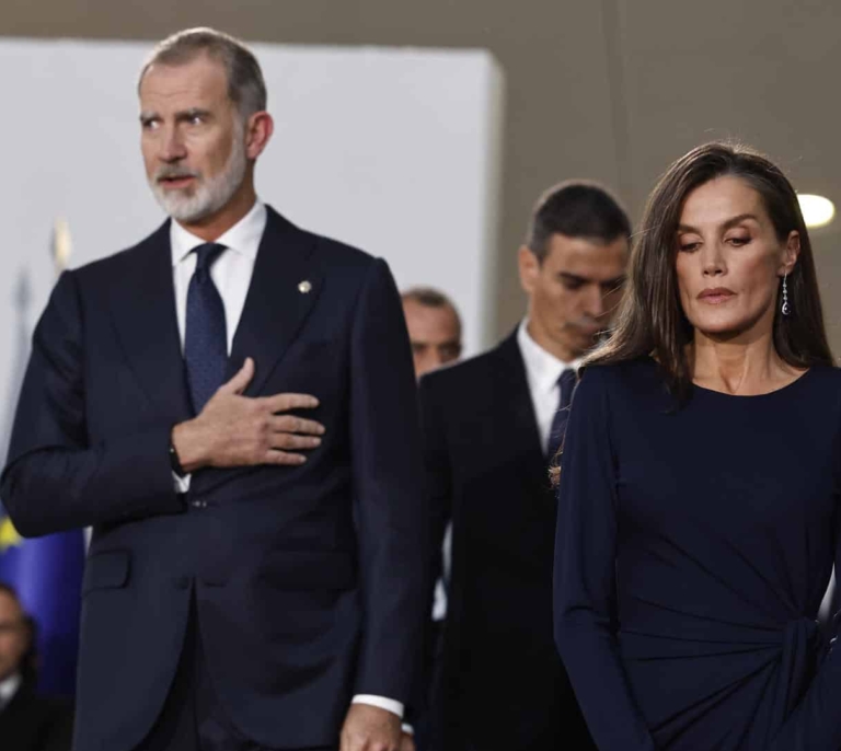 El Rey pide "analizar las causas" de la dana en el funeral de Estado "para evitar que se repita la tragedia"