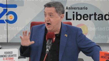 Jiménez Losantos se rinde ante Rosalía: "Lo que más me gusta es esa pinta de choni"