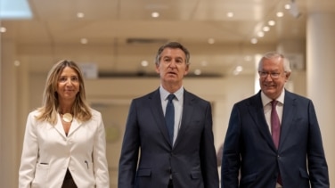 Una encuesta de Iván Redondo da la victoria a Sánchez, hunde al PP y catapulta a Vox