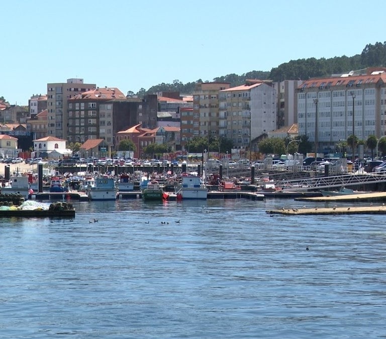 Más de dos toneladas de cocaína incautadas y cuatro detenidos en operativo conjunto en alta mar y A Coruña